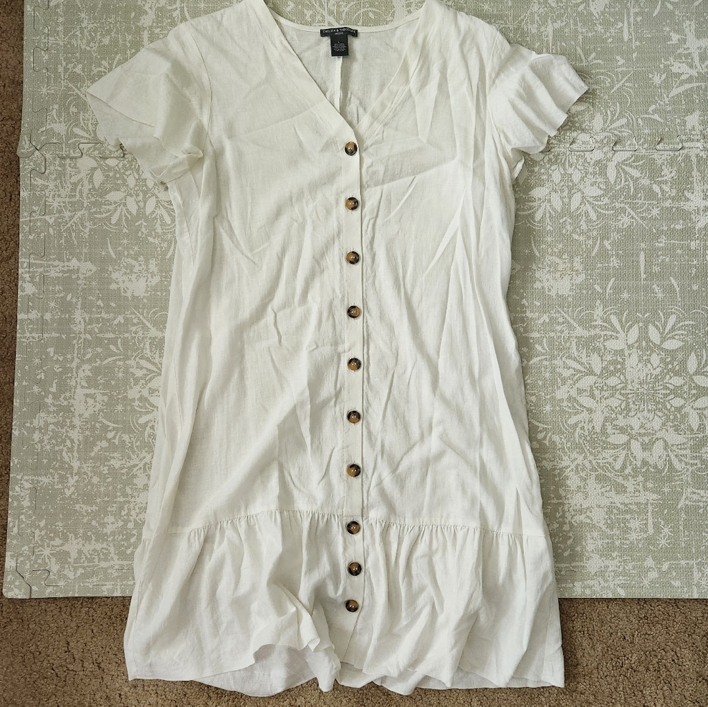Chelsea & Theodore White Linen Dress